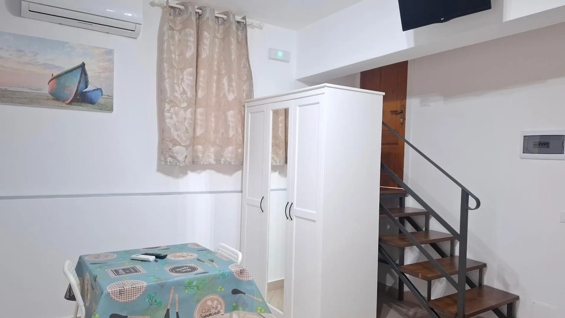 Fiamma Apartamento Cefalù 0*,  Itália